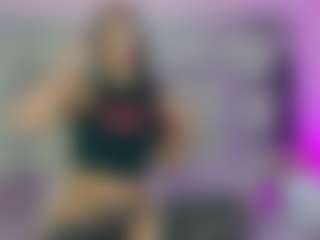 Live cam show with EmmaBruns - Goth on AdultVida.com