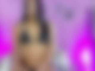 Live cam show with EmmaBruns - Solo on Camsoda