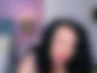 Live cam show with CarlaReys - Thick on Mixed Magazine Live