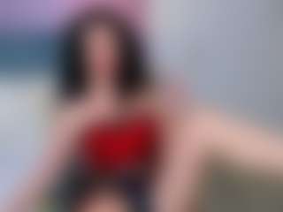 Live cam show with CarlaReys - Oil on Hubzter Live