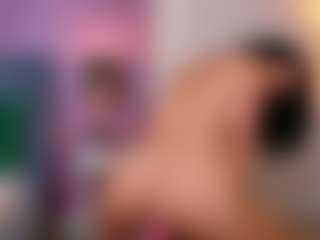 Live cam show with CarlaReys - Outside on Livezox