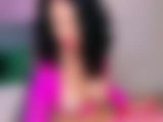 Live cam show with CarlaReys - Outside on Mixed Magazine Live