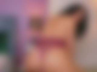 Live cam show with CarlaReys - Public Latina on fuklive.com