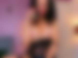 Live cam show with CarlaReys - Butt Plug on livesuperchat.net