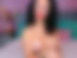 Live cam show with CarlaReys - Bikini on StripNow