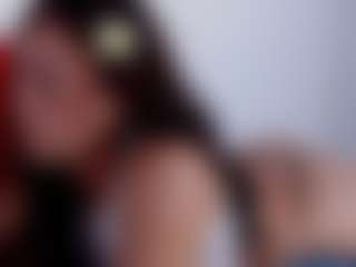 Live cam show with krisleen18 - Petite on fuklive.com
