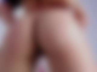 krisleen18's Live Sex Cam Show