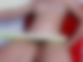 Live cam show with krisleen18 - Latina on AdultVida.com