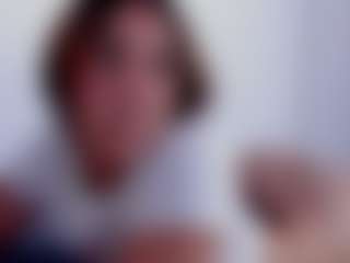 krisleen18's Live Sex Cam Show