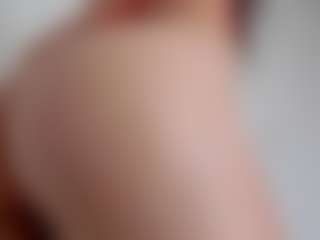 krisleen18's Live Sex Cam Show
