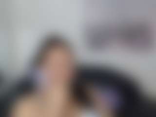 Live cam show with martina-miilf - Middle Aged on Cam Slut