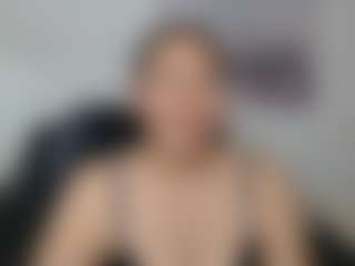 martina-miilf MILF webcam performer live streaming