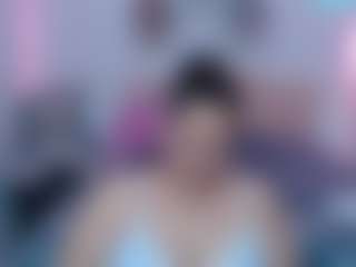 martina-miilf MILF webcam performer live streaming