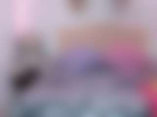 Live cam show with martina-miilf - Shower on SmokeAndPoke