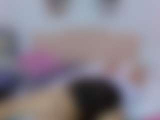 martina-miilf MILF webcam performer live streaming