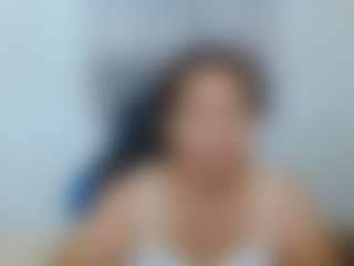 Live cam show with martina-miilf - Average on Dare Cams