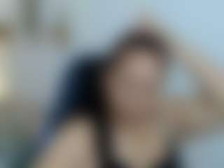 Live cam show with martina-miilf - Middle Aged on Camsoda