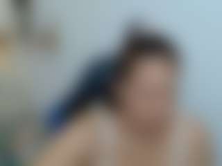 Live cam show with martina-miilf - Smoking on Dare Cams