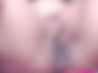 Live cam show with SexyMilfH - Amateur on Camsoda