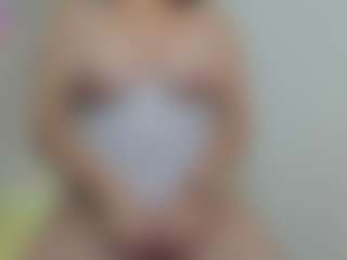Live cam show with SaraMashmelo - Hairy Pussy on mypornchat.com