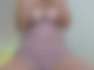 Live cam show with SaraMashmelo - Hairy Pussy on CamSodaAdn