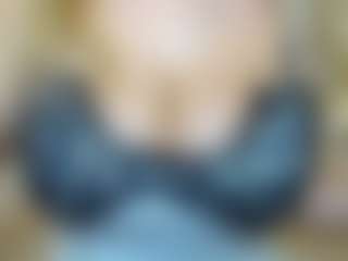 Live cam show with StacyYellig - Ass Clapping on Free Soda