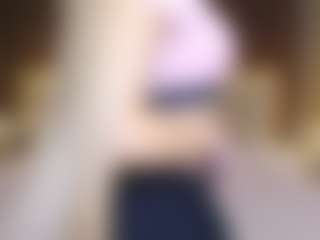Live cam show with StacyYellig - Nipple Piercings on Chatstar