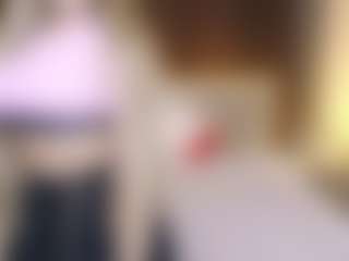 Live cam show with StacyYellig - Nipple Piercings on Chatstar