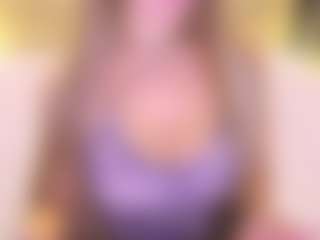 Live cam show with StacyYellig - Nipple Piercings on Camiplay Live