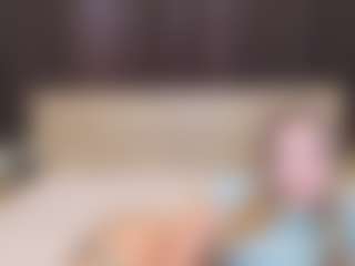 Live cam show with StacyYellig - Nipple Piercings on Hubzter Live