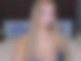 Live cam show with StacyYellig - Ass Clapping on CamClone