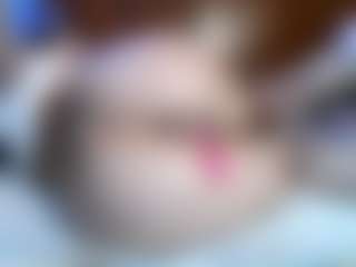Live cam show with Sugarbutt - Spank on CamSodaAdn