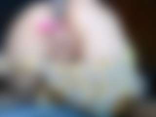 Live cam show with Sugarbutt - Bikini on xxxlivecams.org