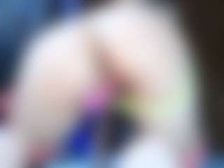 Live cam show with Sugarbutt - American Petite on SpankPalCams | costa rica