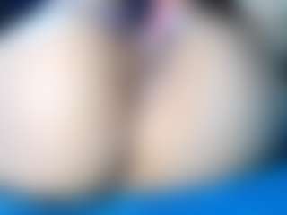 Live cam show with Sugarbutt - Petite on Camsoda