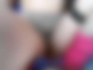 Live cam show with Sugarbutt - Self Suck on Camsoda