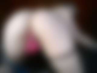 Live cam show with Sugarbutt - Shaved Pussy Toys on Strip Flash - Live Sex Shows