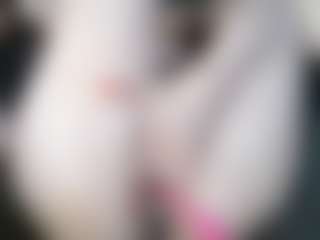 Live cam show with Sugarbutt - Busty on xfollow cams