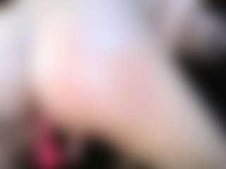 Live cam show with Sugarbutt - Petite on slutload