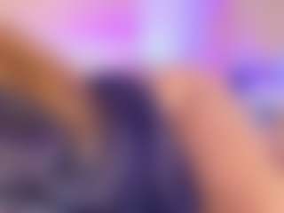 Live cam show with Your_big_ebony_goddess - Public Ebony on Hubzter Live