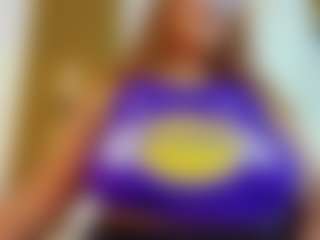 Live cam show with Your_big_ebony_goddess - Brown Hair on Fling VIP Chat