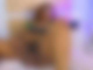 Live cam show with Your_big_ebony_goddess - Public Black on Hubzter Live