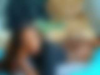 Live cam show with Xyomara Brown - Ebony Teen (18+) on Chatstar