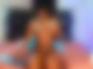 Live cam show with Xyomara Brown - Ebony Squirt on Camsoda