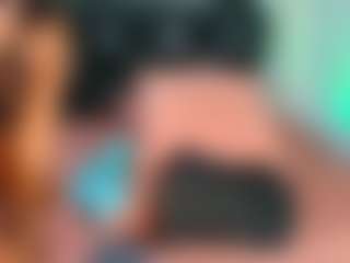 Live cam show with Xyomara Brown - Lovense on AdultVida.com