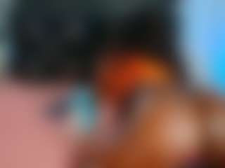 Live cam show with Xyomara Brown - Anal Lovense on Milfs Live