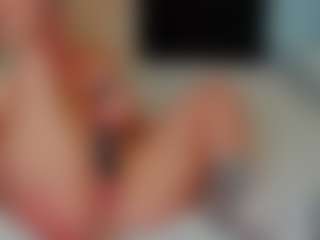 Live cam show with AnysaReyes - Sexy on luckytryst.com