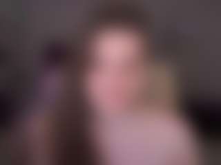EmmyCharm's Live Sex Cam Show