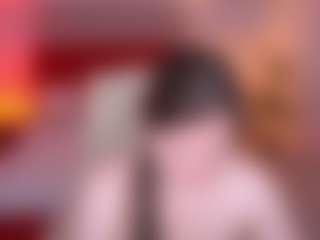 Live cam show with EmmyCharm - Facial Piercings on sexylive.show