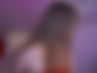 Live cam show with EmmyCharm - Bikini on madthumbs